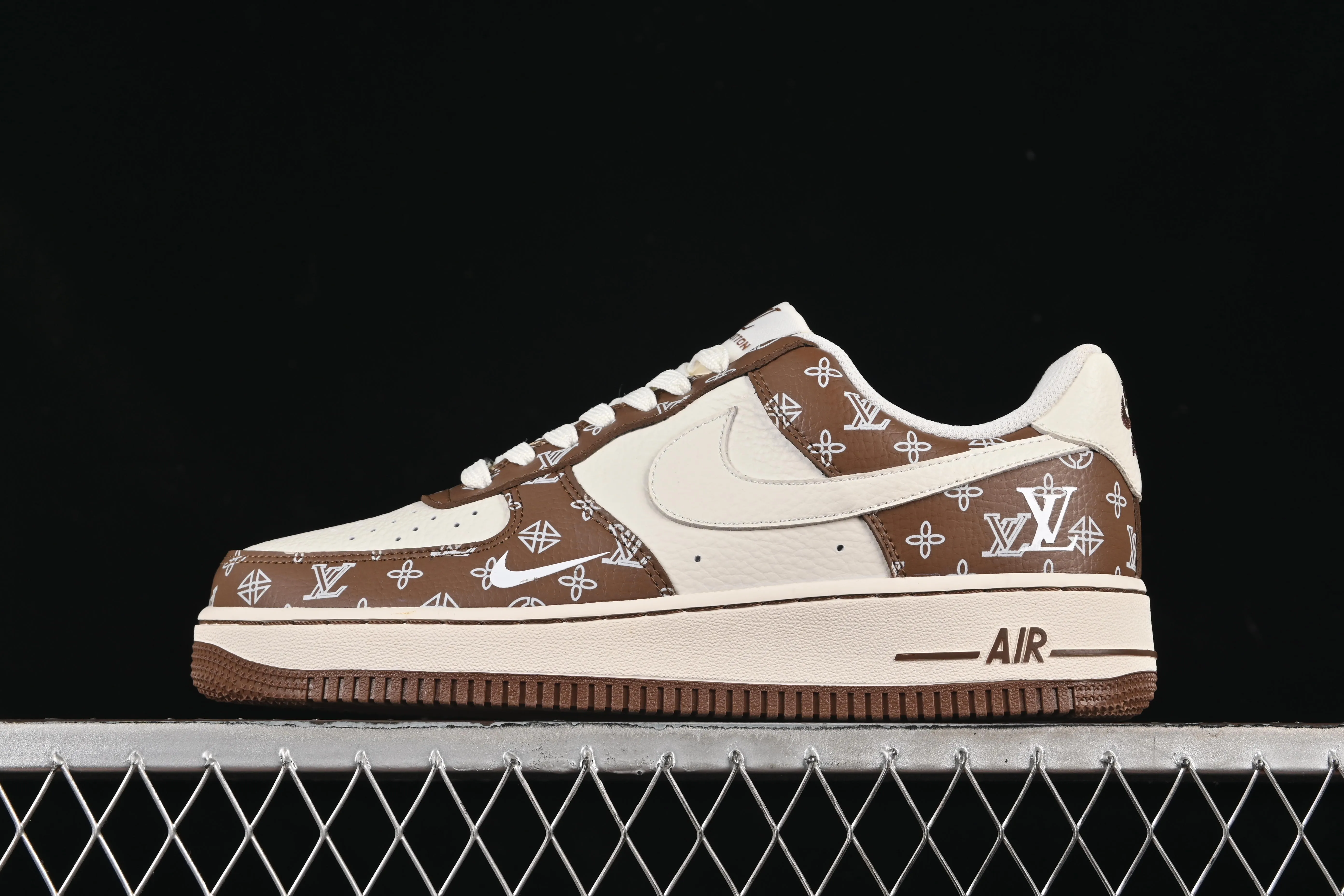 All categories Nk Air Force 1 Air Force series Nk Air Force 1 Low Air Force low-top Nike Air Force 1'07 Low LV joint milk white brown Air Force 1 low-top casual sneakers LW9279-018